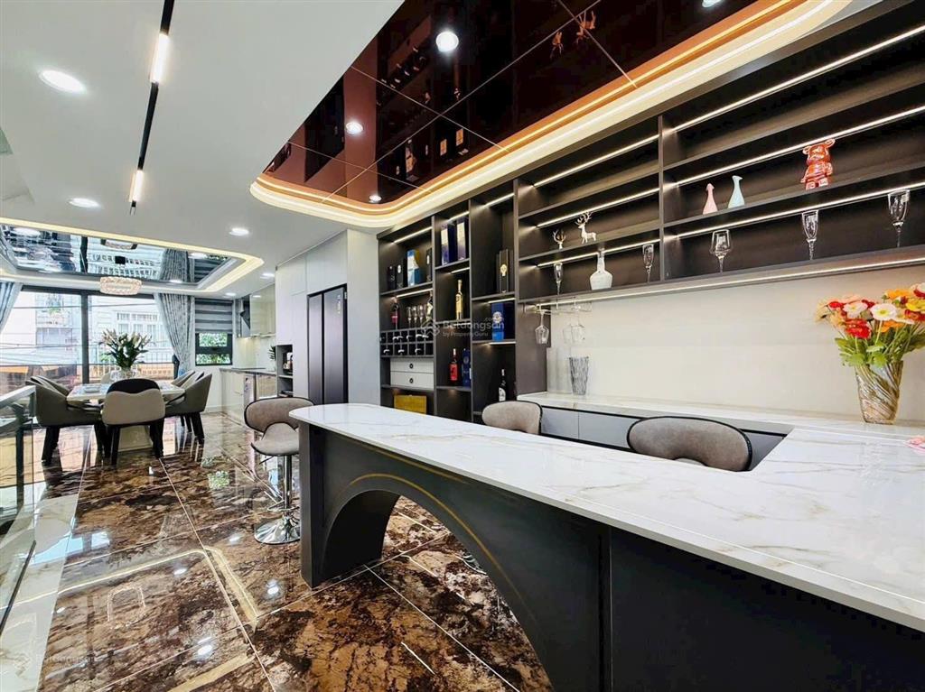 Chủ ngộp vốn bán nhà sẵn thang máy shr  nam kỳ khởi nghĩa, quận 3. giá 6.63tỷ/76m2  cho thuê 30tr