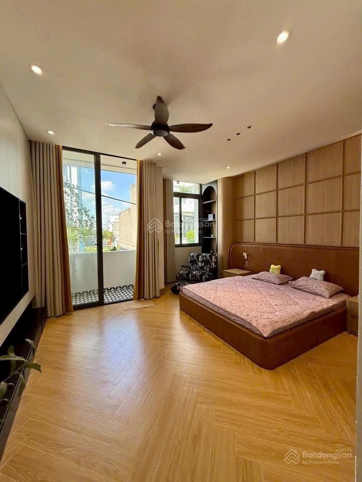 Cô loan bán nhà phố ngang 5m full sàn đường lý chính thắng, quận 3  giá 6.58tỷ/78m2  1 trệt 3 lầu