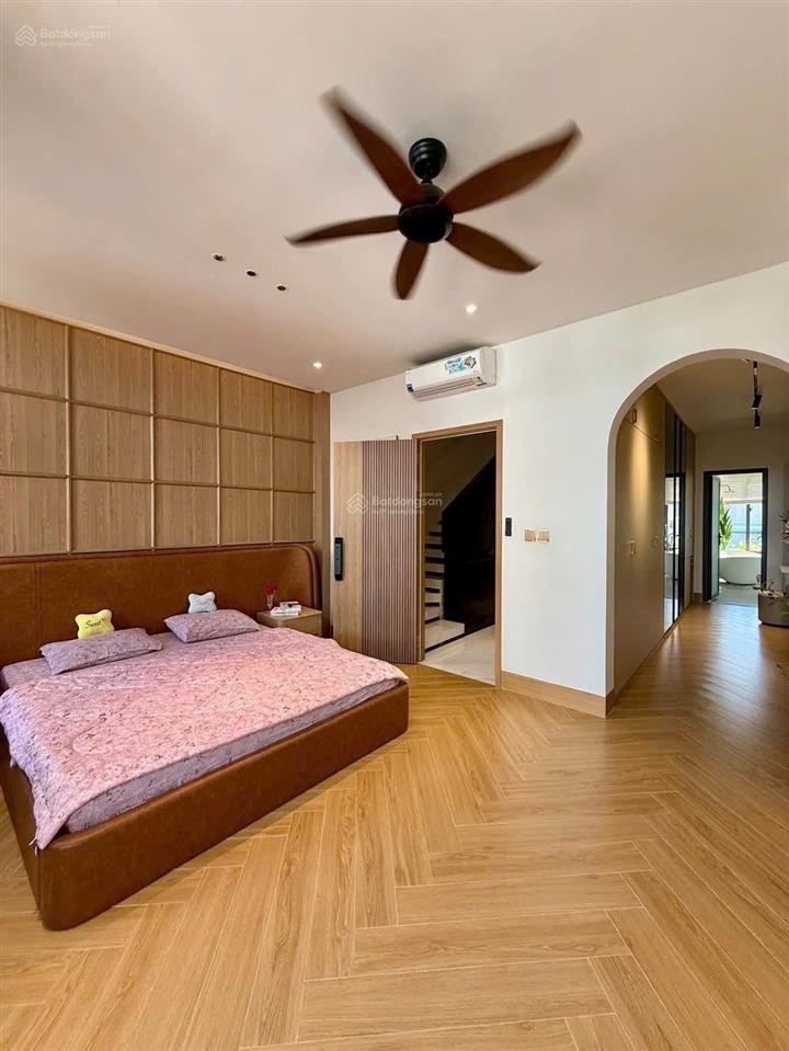 Cô loan bán nhà phố ngang 5m full sàn đường lý chính thắng, quận 3  giá 6.58tỷ/78m2  1 trệt 3 lầu