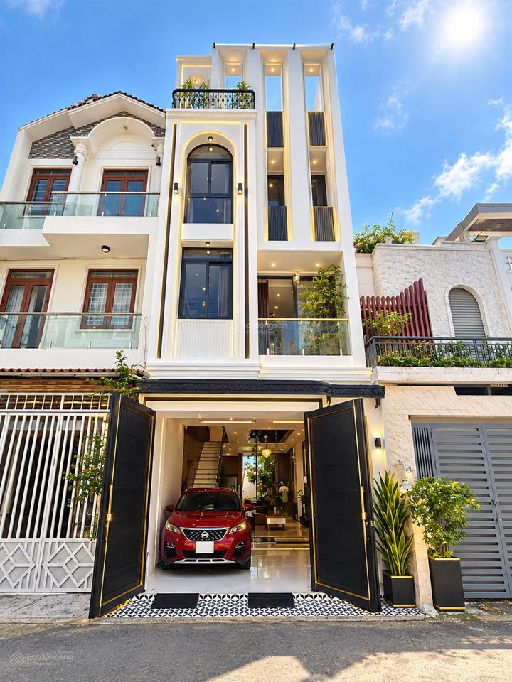 Cô loan bán nhà phố ngang 5m full sàn đường lý chính thắng, quận 3  giá 6.58tỷ/78m2  1 trệt 3 lầu