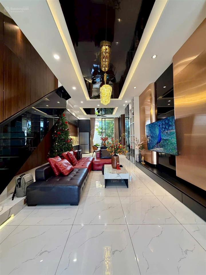 Cô loan bán nhà phố ngang 5m full sàn đường lý chính thắng, quận 3  giá 6.58tỷ/78m2  1 trệt 3 lầu