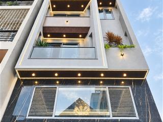 Chủ giảm sâu 600triệu bán gấp nhà hxh có thang máy đường nguyễn thông, quận 3. giá 6.33tỷ/69m2. shr