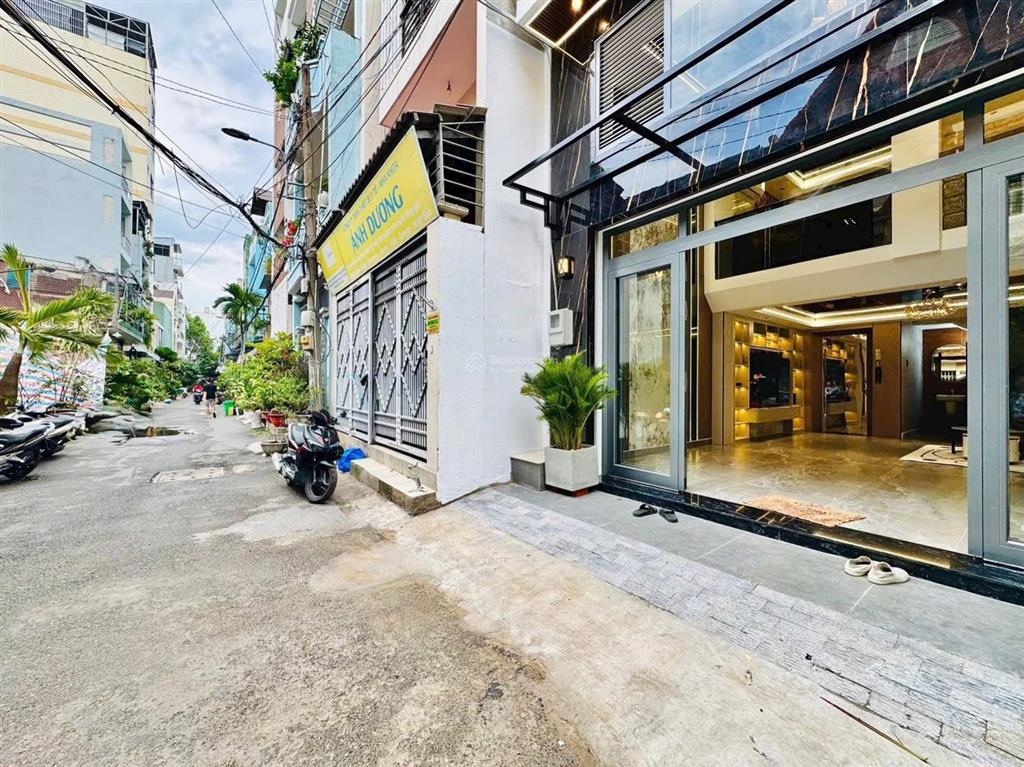 Chủ giảm sâu 600triệu bán gấp nhà hxh có thang máy đường nguyễn thông, quận 3. giá 6.33tỷ/69m2. shr