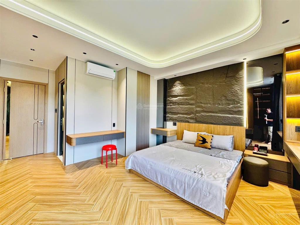 Chủ giảm sâu 600triệu bán gấp nhà hxh có thang máy đường nguyễn thông, quận 3. giá 6.33tỷ/69m2. shr