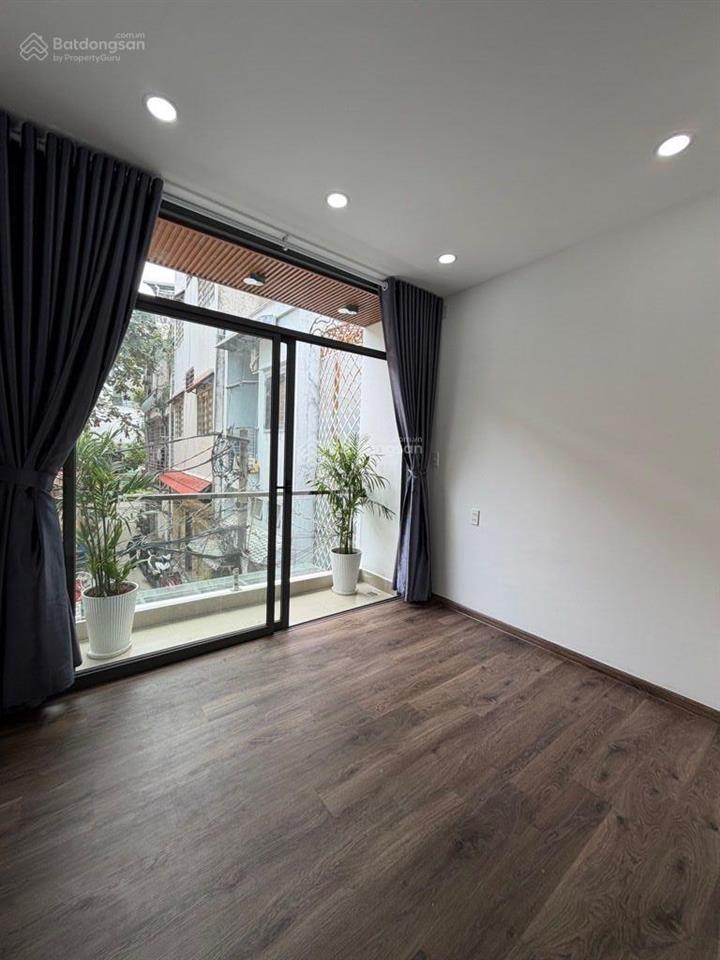 Bán nhà hxh, 40m2, 4 tầng btct 4pn, chỉ 7.95 tỷ có tl