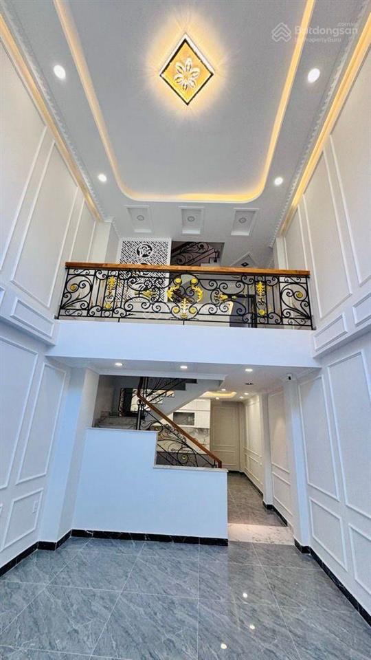 Nguyễn thị huỳnh phú nhuận  sát mặt tiền  oto vào nhà  full nội thất, 5y, 50m2 12.9 tỷ
