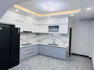 Nguyễn thị huỳnh phú nhuận  sát mặt tiền  oto vào nhà  full nội thất, 5y, 50m2 12.9 tỷ