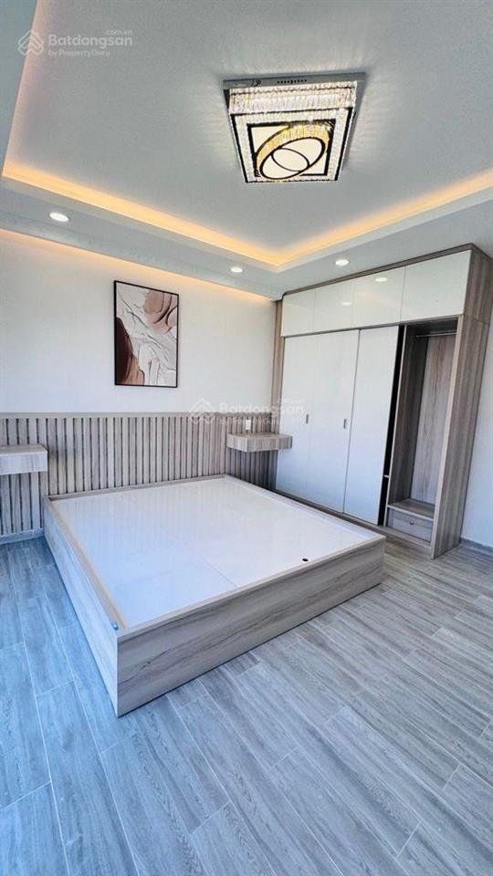 Nguyễn thị huỳnh phú nhuận  sát mặt tiền  oto vào nhà  full nội thất, 5y, 50m2 12.9 tỷ