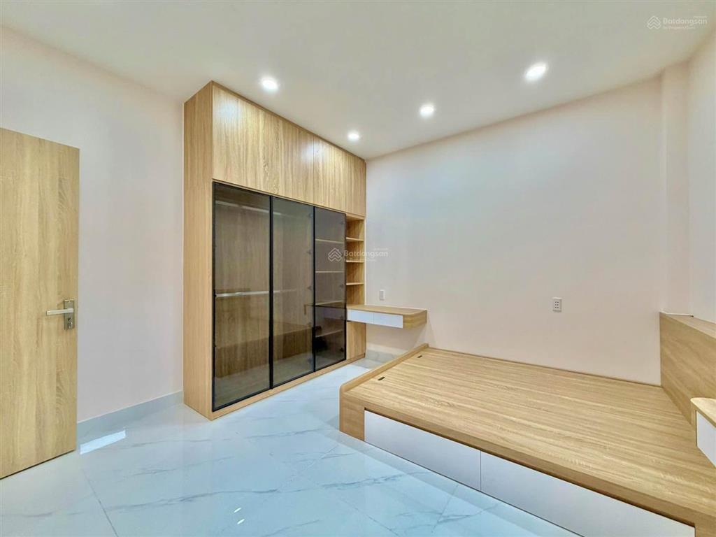 Nhà mới đẹp  võ duy ninh sát mặt tiền  4 tầng btct  4pn 5wc full nội thất  dt 50m  chỉ 7.8tỷ.