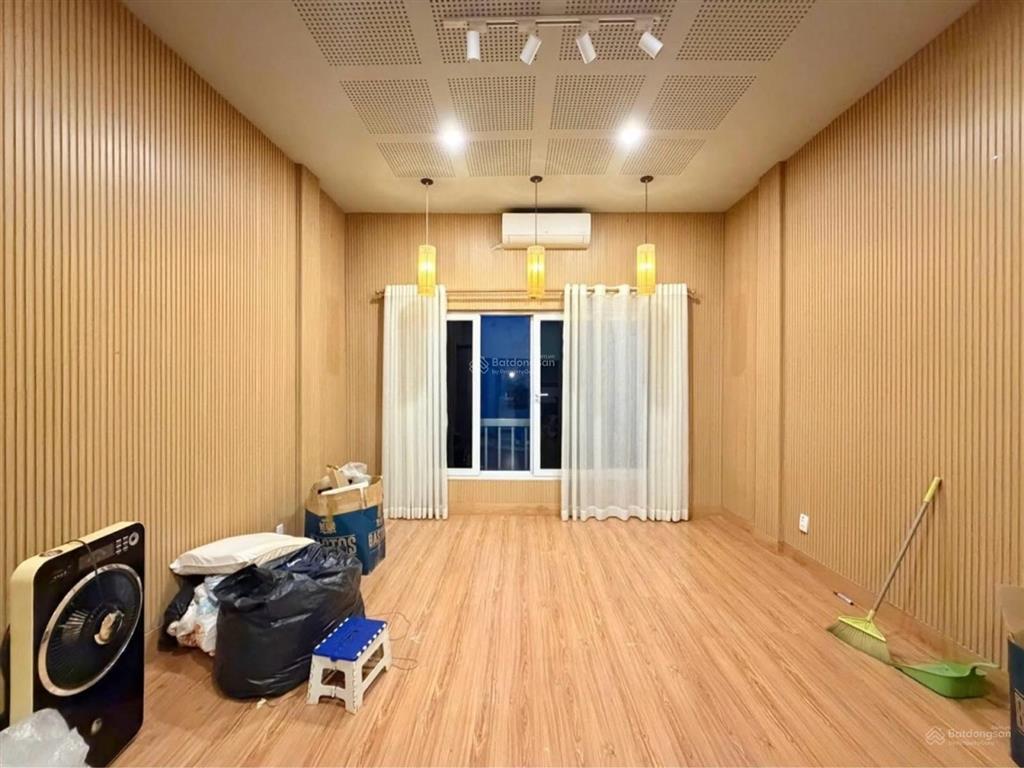 Bán gấp nhà riêng 3pn, 4wc, 45m2 tại nguyễn văn lạc, 8,5 tỷ