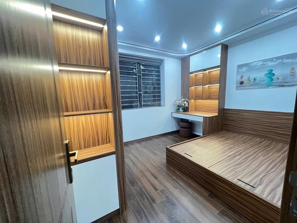 Bán ch 2pn 70m2 tại vinhomes west point chỉ 8 tỷ vnd.  0374 310 ***