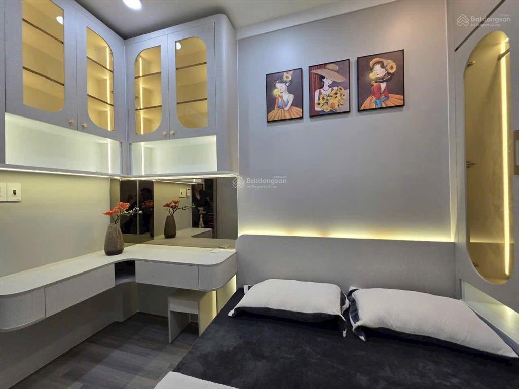 Nhà đẹp  giá mềm ngay khu trung tâm ngô đức kế, bình thạnh. giá chỉ 5 tỷ 580/78m2. sổ hoàn công!!!