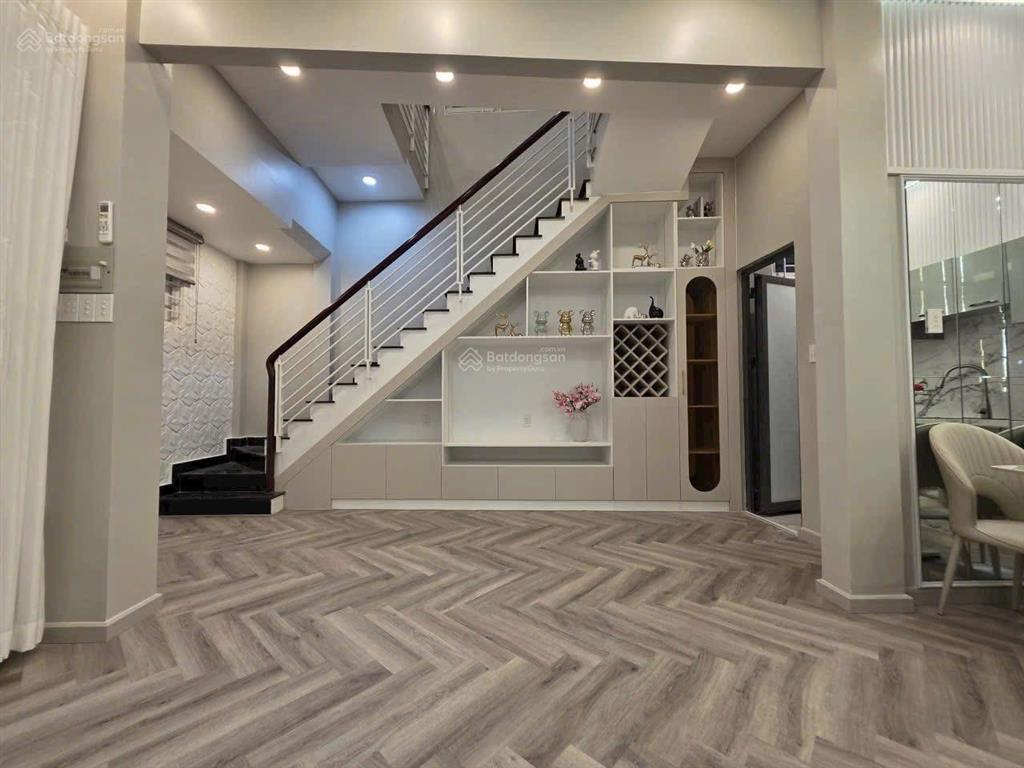 Nhà đẹp  giá mềm ngay khu trung tâm ngô đức kế, bình thạnh. giá chỉ 5 tỷ 580/78m2. sổ hoàn công!!!