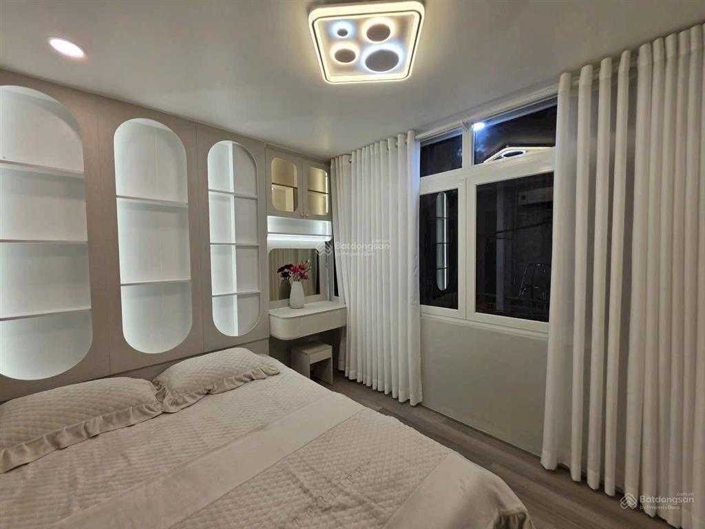 Nhà đẹp  giá mềm ngay khu trung tâm ngô đức kế, bình thạnh. giá chỉ 5 tỷ 580/78m2. sổ hoàn công!!!
