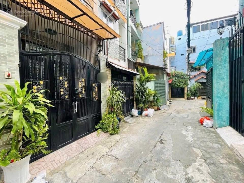 Sốc  nhà phan đình phùng, phú nhuận mà chỉ nhỉnh 4đ cho diện tích đến 60m2, pháp lý chuẩn!