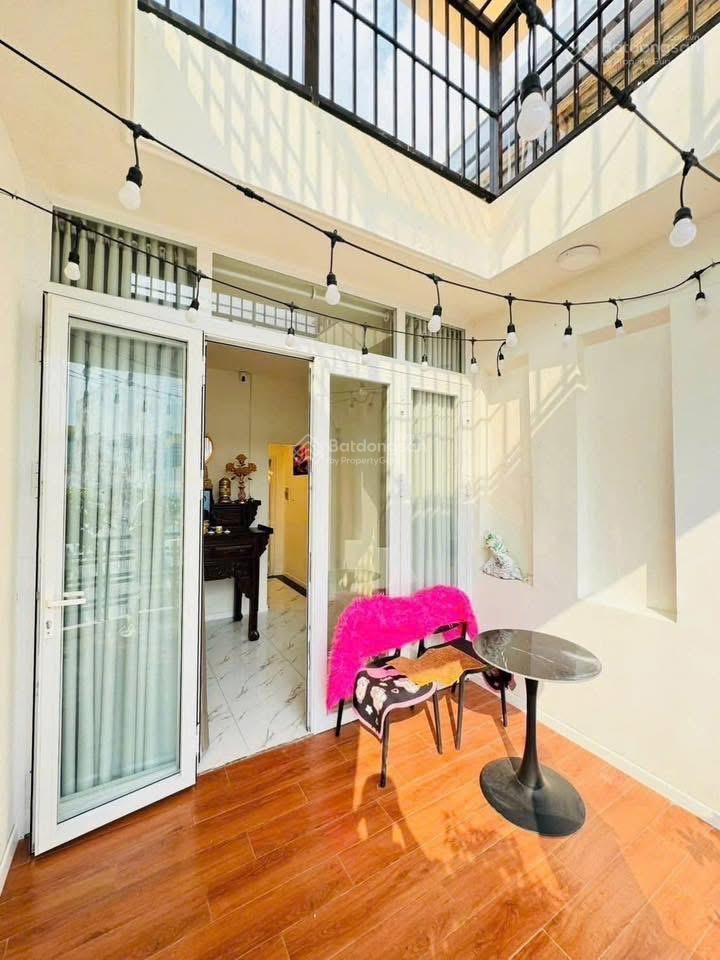 Sốc  nhà phan đình phùng, phú nhuận mà chỉ nhỉnh 4đ cho diện tích đến 60m2, pháp lý chuẩn!