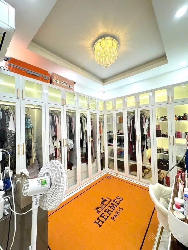 Sốc  nhà phan đình phùng, phú nhuận mà chỉ nhỉnh 4đ cho diện tích đến 60m2, pháp lý chuẩn!