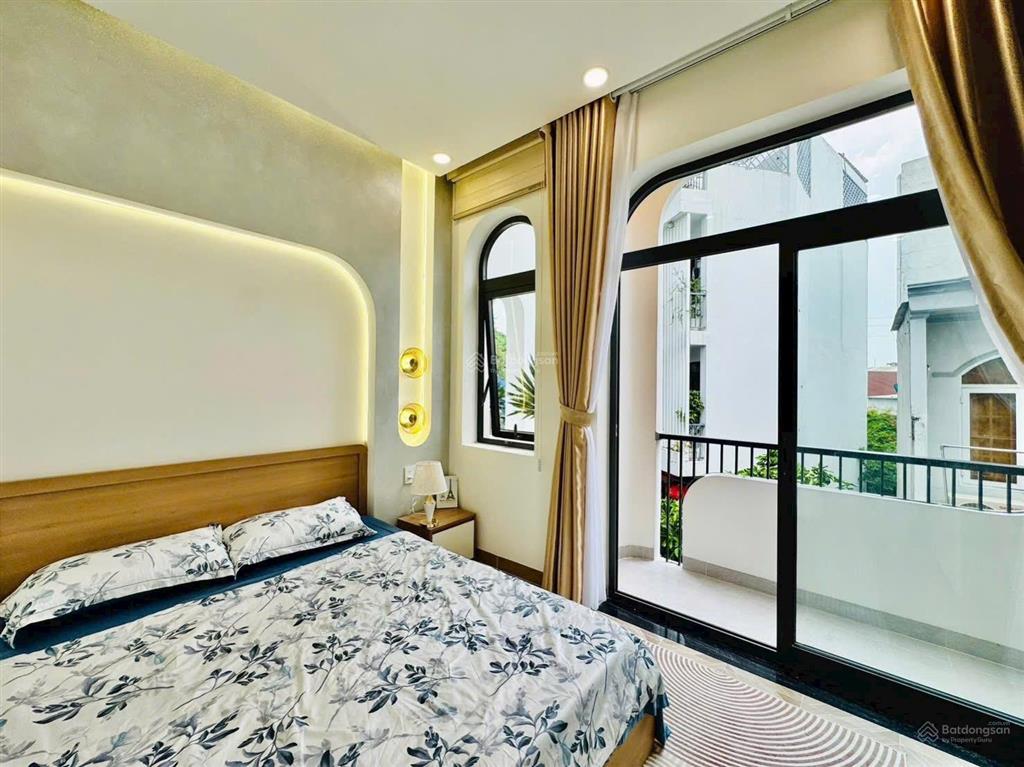 Chỉ hơn 6 đồng sở hữu ngay em nhà ngay trung tâm sài gòn  đề thám, quận 1 với dt 72m2!!!