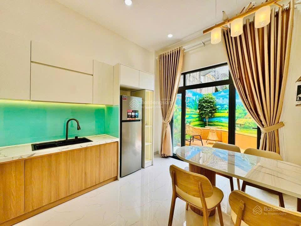 Chỉ hơn 6 đồng sở hữu ngay em nhà ngay trung tâm sài gòn  đề thám, quận 1 với dt 72m2!!!