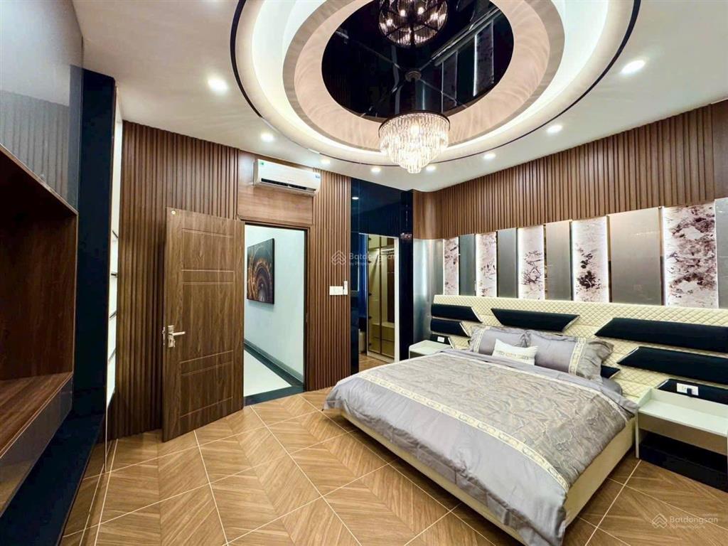 Bán nhà hxh gần khu landmark 81 tại khu nguyễn văn thương, bình thạnh với dt 90m2 chỉ 5,78tỷ!!!