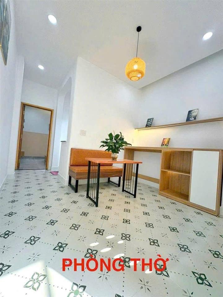 Duy nhất một căn giá rẻ ngay trung tâm quận 10  đường hoà hưng. chỉ 5 tỷ 750/70.4m2, shc 2020!