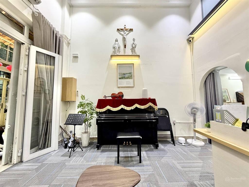 Bán nhà 2 mặt hẻm xe hơi, cách mtđ chỉ 30m tại lê văn sỹ, quận 3 mà giá chỉ 5,08tỷ cho dt đến 48m2!