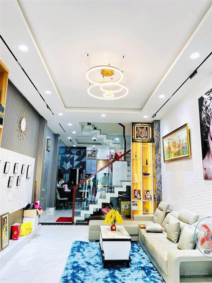 Cơ hội hiếm sở hữu nhà ngay trung tâm quận 3  nhà nguyễn thị minh khai 52m2 mà chỉ 5 tỷ 200!