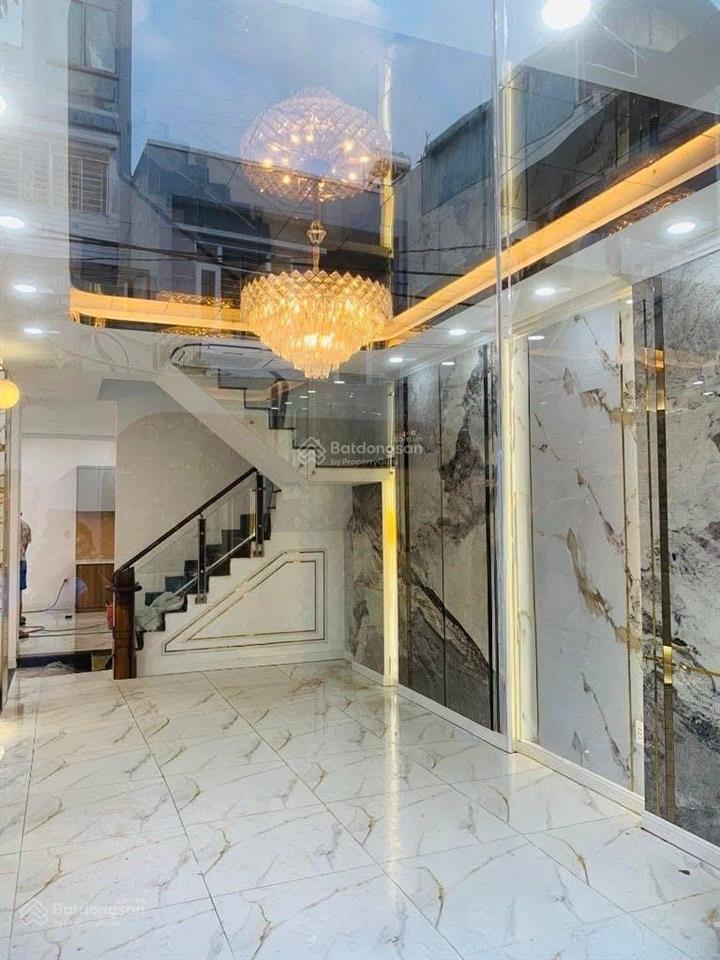 Không phải căn biệt thự q7 nào cũng rẻ mà đẳng cấp như căn này. nhà nguyễn thị thập chỉ 8,96tỷ/105m