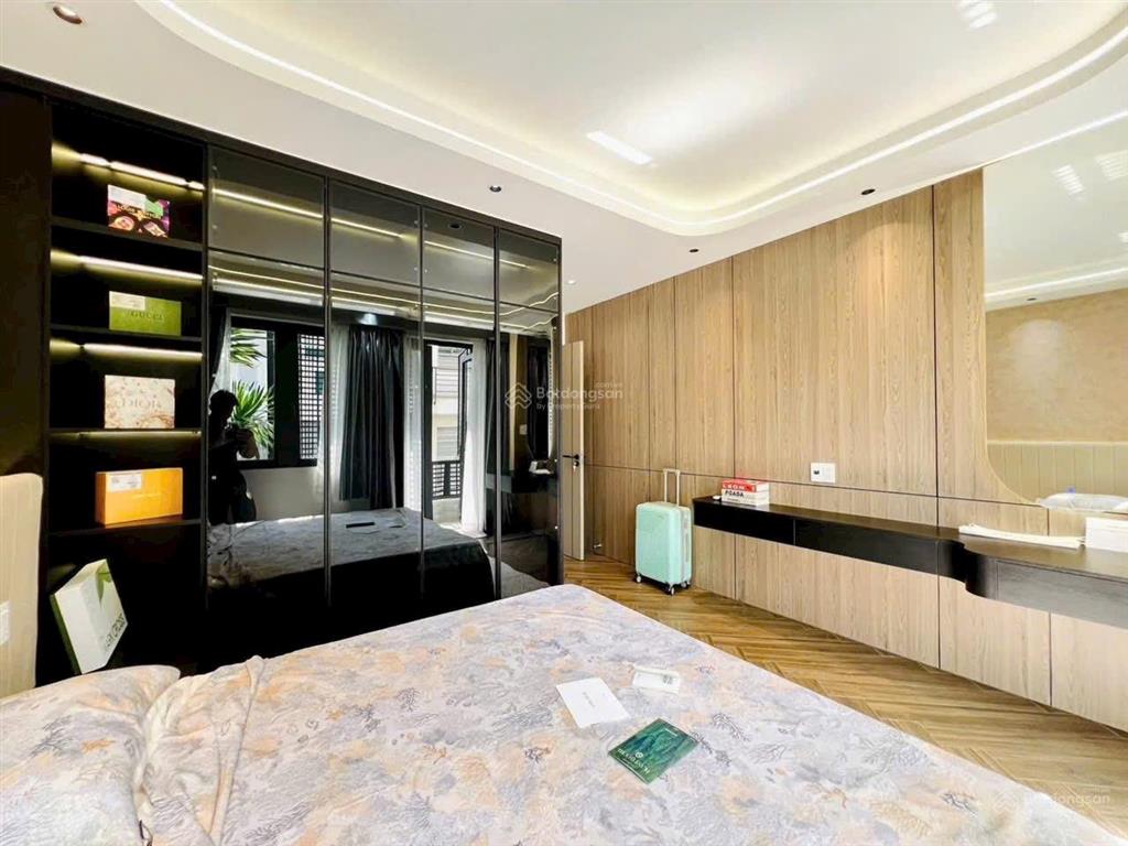 Cách mtđ chỉ 30m, bán nhà 66m2 chỉ 4 tỷ 860 tại hoàng hoa thám, phú nhuận.