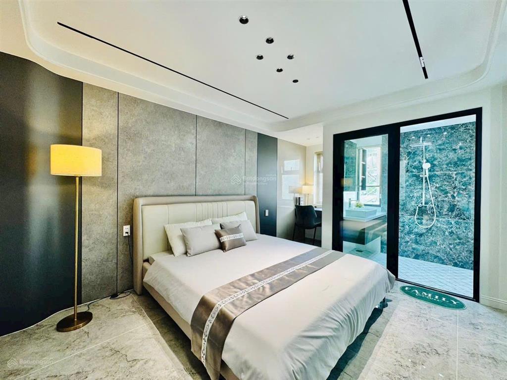 Chưa tới 6 tỷ sở hữu ngay nhà vị trí đắc địa với dt 82m2 khu phan xích long, phú nhuận!!