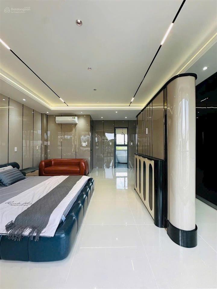 Định cư cần bán gấp nhà trần quý, p7, quận 11. với giá chỉ 4,36tỷ cho diện tích lên đến 71m2, shc!!