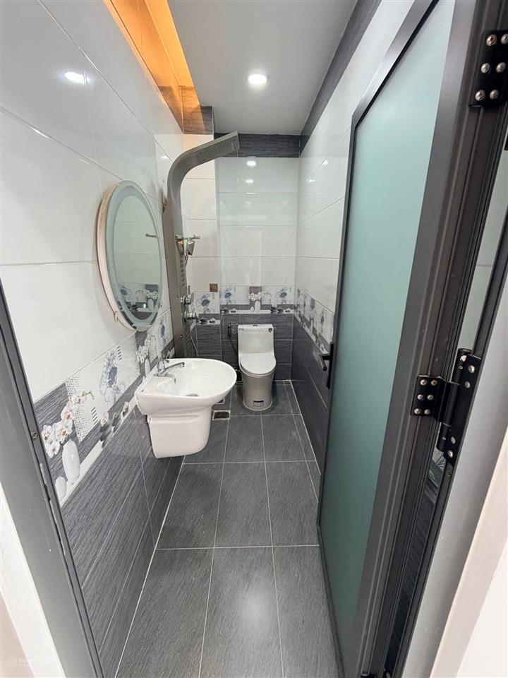 Bán nhà hẻm xe hơi đường lã xuân oai, long trường, quận 9. chỉ với 3 tỷ 250 sở hữu ngay nhà 63m2!!