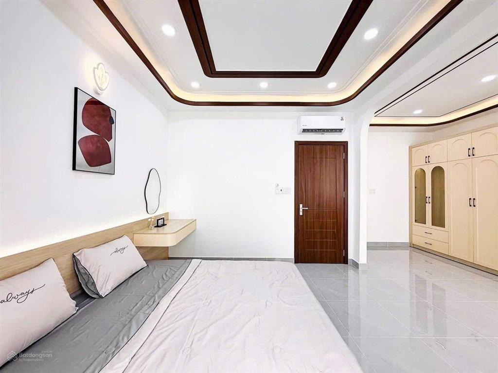 Với bề ngang hiếm có 6m mà cách mtđ chỉ 40m  bán nhà trương quốc dung, phú nhuận. chỉ 5,15tỷ/62m2!