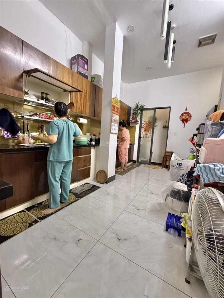 Chỉ 4 tỷ 550 sở hữu ngay nhà phố 126m2 tại kinh dương vương, bình tân. sổ sẵn, công chứng ngay!