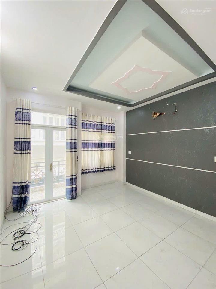 Nhà đẹp 4 tầng lầu kế bên quận 1  đường nguyễn văn đậu, bình thạnh. chỉ 5,98 tỷ/56m2, sổ sẵn!