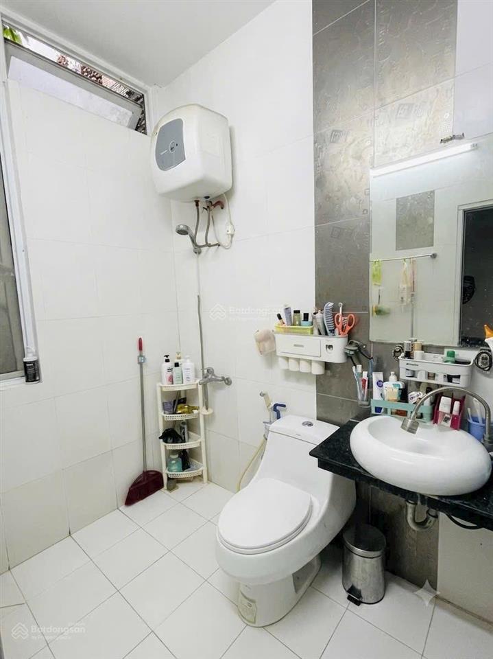 Nhà hẻm xe hơi cách mtđ chỉ 30m tại nguyễn tri phương, q10. chỉ 6,68tỷ/80m2, đang cho thuê 28tr/th!