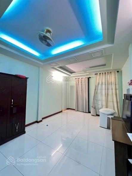 Cách công viên đầm sen 5 phút  bán nhà hoà bình, quận 11. với giá chỉ 5 tỷ 450/60m2, thuê 25tr/th!