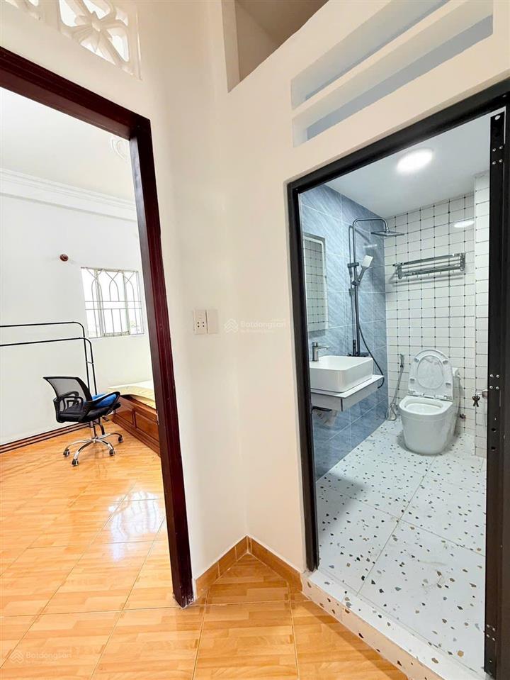 Nhà hẻm xe hơi sát mtđ nằm ngay trung tâm quận gò vấp  bán nhà nguyễn thái sơn  chỉ 6,02 tỷ/62m2!