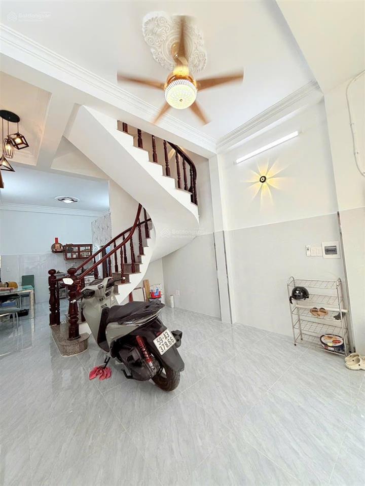 Nhà hẻm xe hơi sát mtđ nằm ngay trung tâm quận gò vấp  bán nhà nguyễn thái sơn  chỉ 6,02 tỷ/62m2!