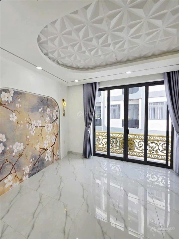 Bán nhà lê văn sỹ, quận 3  cách đh sư phạm cs2 chỉ vài phút mà giá chỉ 7 tỷ 780/69m2, shc!!!