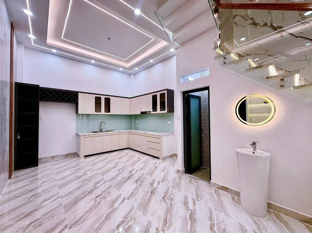 Nhà 3 tầng lầu gần bigc miền đông! bán nhà đường tô hiến thành  quận 10. chỉ 6 tỷ 640/64m2, shc!!