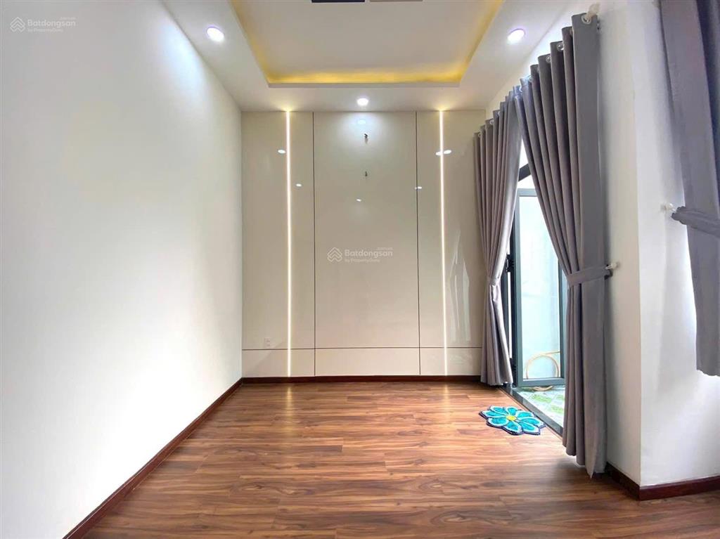Sốc! cực kỳ ưu đãi cho khách hàng dọn vào ở ngay, bán nhà đồng nai, p15, quận 10. dt 72m2