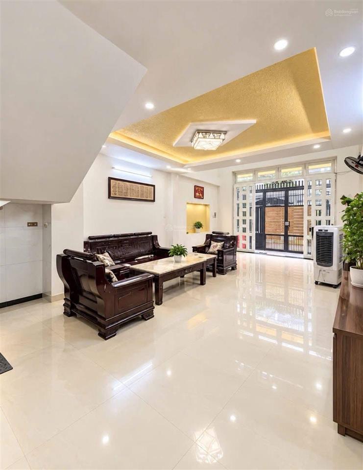Cơ hội sở hữu nhà nằm ngay trung tâm quận 3  bán nhà nguyễn thị minh khai. chỉ 6 tỷ 650/100m2!