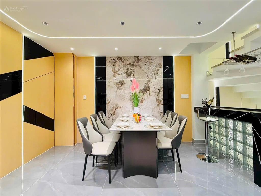 Bán nhà hẻm xe hơi 1/ tại đường nguyễn văn thương, bình thạnh. với dt lên đến 90m2 mà chỉ 4,99tỷ!!!