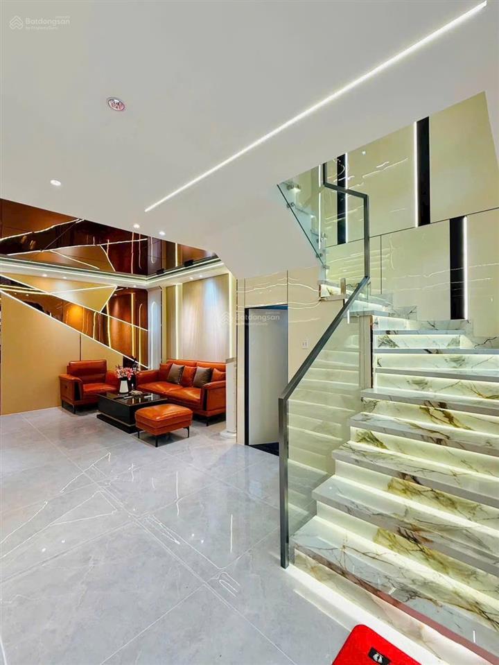 Bán nhà hẻm xe hơi 1/ tại đường nguyễn văn thương, bình thạnh. với dt lên đến 90m2 mà chỉ 4,99tỷ!!!