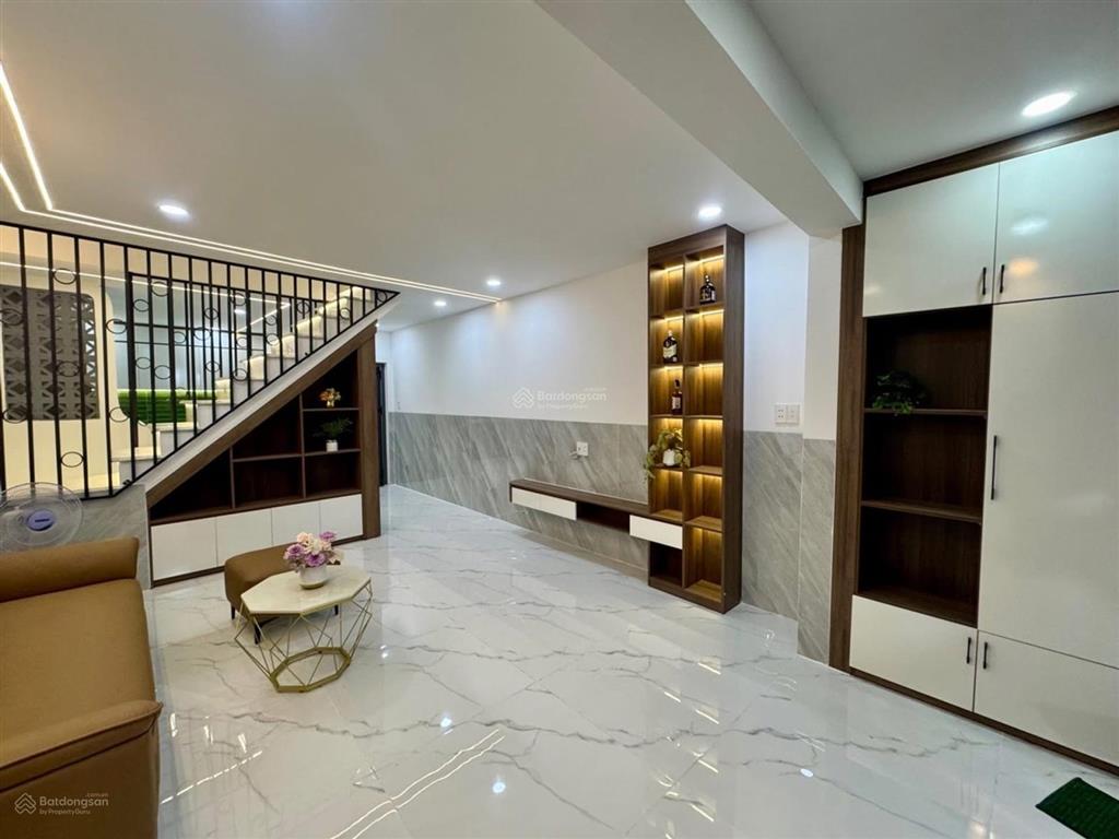 Cô mơ cần bán gấp nhà đang ở tại đường trần kế xương, phú nhuận với giá chỉ 4 tỷ 560/51.6m2!!