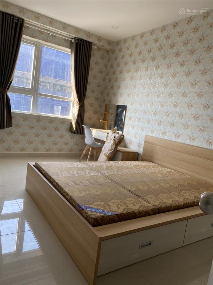 Đúng căn đang bán 4 tỷ sở hữu căn 79m2 2pn 2wc topaz elite  lầu thấp  có ít nội thất 0964 267 ***