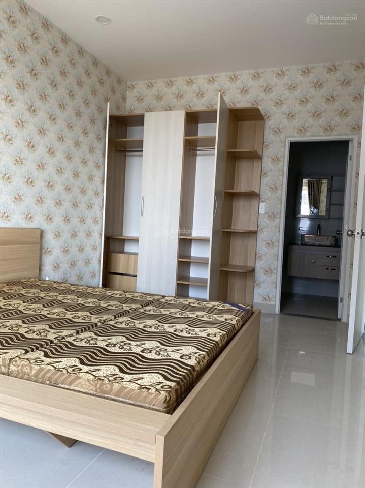 Đúng căn đang bán 4 tỷ sở hữu căn 79m2 2pn 2wc topaz elite  lầu thấp  có ít nội thất 0964 267 ***