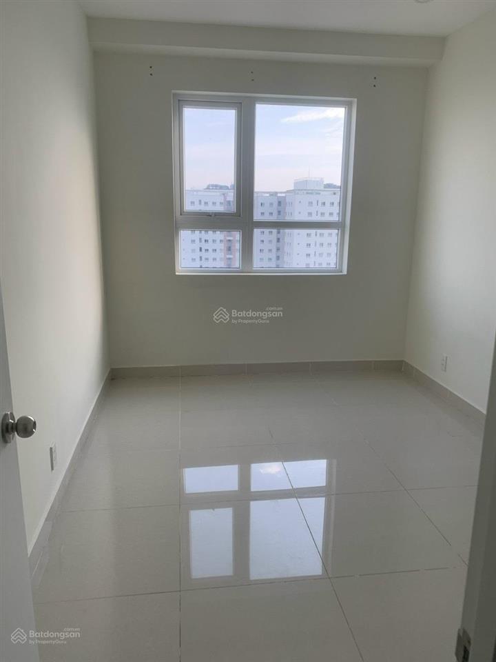 Chính chủ cần cho thuê căn hộ trống 79m2 2pn rộng nhất dự án giá 11tr/tháng (xem nhà  cường)