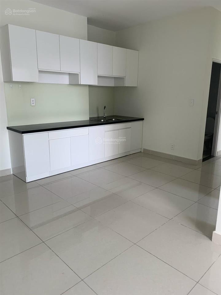 Chính chủ cần cho thuê căn hộ trống 79m2 2pn rộng nhất dự án giá 11tr/tháng (xem nhà  cường)